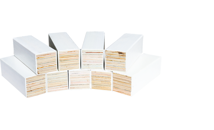 背楞采用8x4x300cm 产品结构:远耀宝藏复合建筑木方采取竖向结构板芯